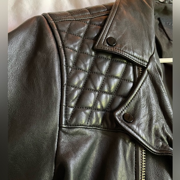 Real leather jacket - Picture 2 of 4